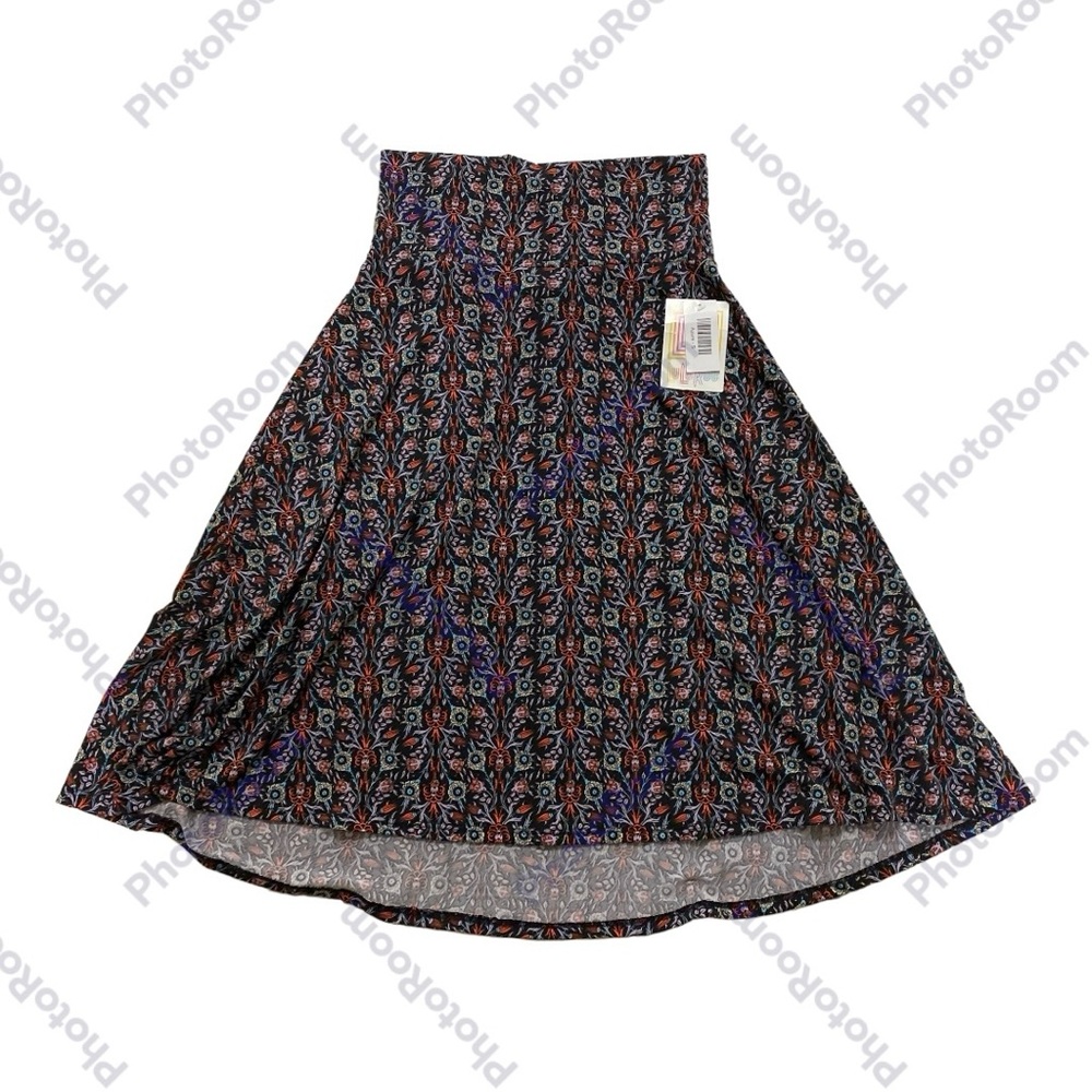 LulaRoe Azure knee length skirt size small NWT